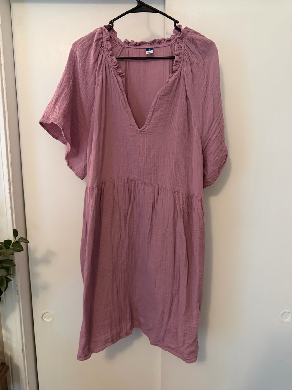 Old Navy Dusty Mauve V-Neck Peasant Tunic